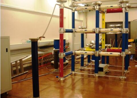 多種波形高電壓測(cè)試設(shè)備